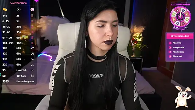 EmilyCandyy online show from May 26, 2026, 7:06 am