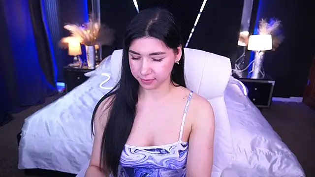 EmilyCandyy online show from October 28, 2025, 7:18 am