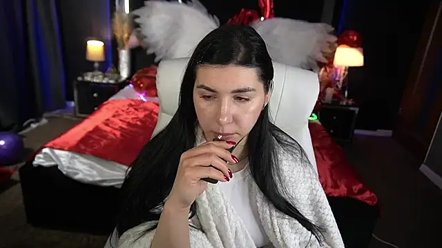 EmilyCandyy online show from February 6, 2026, 7:04 am