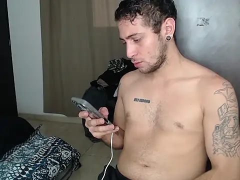 stevensanchez99 online show from April 29, 2026, 4:55 pm