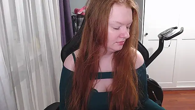 Snapshot of Lady_Inari chatting on October 2, 2025, 8:56 pm Lady Inari online show from October 2, 2025, 8:56 pm