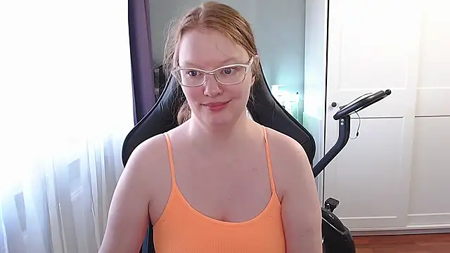 Snapshot of Lady_Inari chatting on September 30, 2025, 5:02 am Lady Inari online show from September 30, 2025, 5:02 am