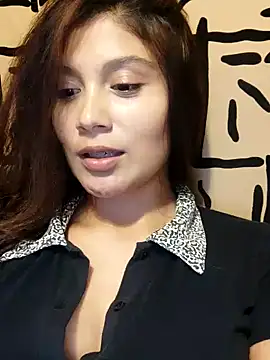 Snapshot of kinky_mila@xh chatting on January 22, 2025, 2:15 am kinky milaxh online show from January 22, 2025, 2:15 am