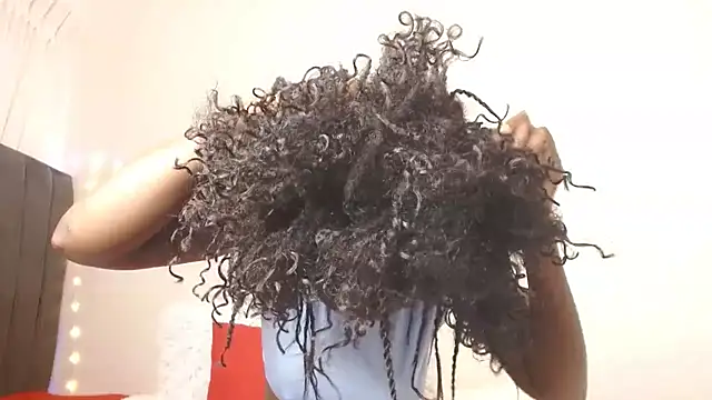 Snapshot of SoftRosee chatting on February 24, 2026, 2:23 am SoftRosee online show from February 24, 2026, 2:23 am