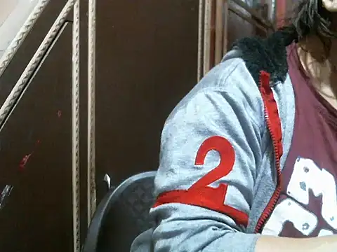 Snapshot of UrsMansi chatting on February 1, 2026, 5:49 am UrsMansi online show from February 1, 2026, 5:49 am