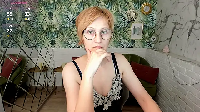Paris Cherry online show from May 10, 2026, 1:04 pm