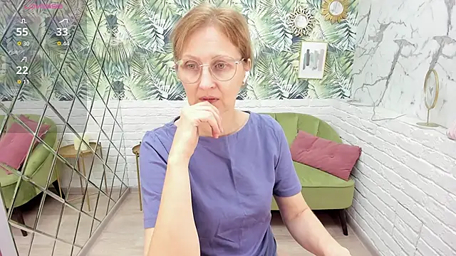 Paris Cherry online show from December 16, 2025, 5:44 am