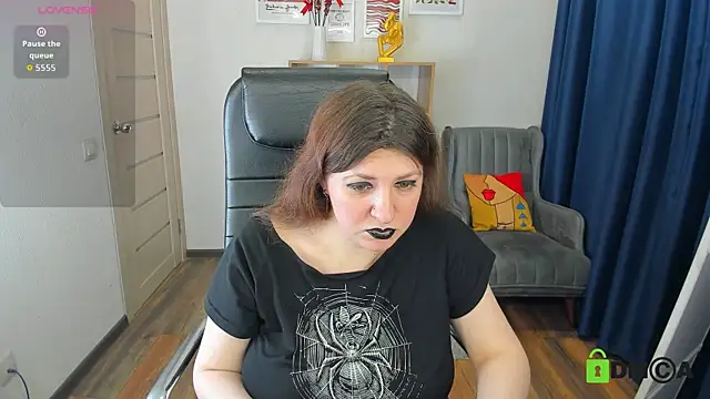 Black Black Rose online show from June 12, 2026, 8:28 pm