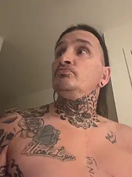 Snapshot of tazzfazz chatting on March 16, 2026, 11:51 pm tazzfazz online show from March 16, 2026, 11:51 pm