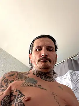 Snapshot of tazzfazz chatting on March 3, 2026, 5:14 am tazzfazz online show from March 3, 2026, 5:14 am