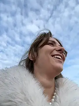 MariiD online show from February 27, 2025, 6:24 am