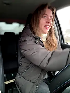 MariiD online show from December 4, 2025, 8:57 am