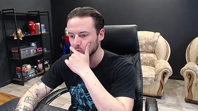 Snapshot of MihasikD chatting on April 14, 2026, 8:30 am MihasikD online show from April 14, 2026, 8:30 am