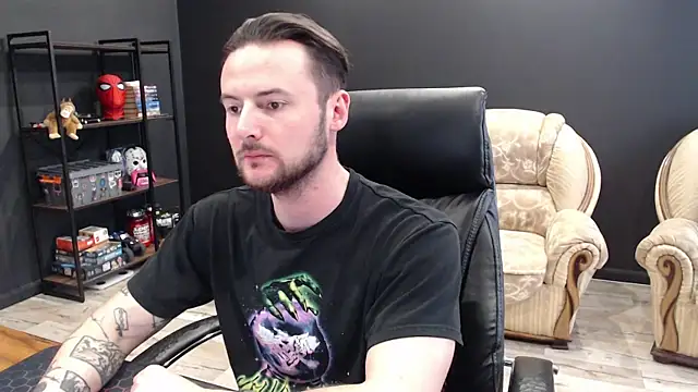 Snapshot of MihasikD chatting on March 14, 2026, 12:33 pm MihasikD online show from March 14, 2026, 12:33 pm