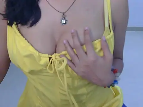 Snapshot of indianbae01 chatting on May 27, 2026, 7:43 pm indianbae01 online show from May 27, 2026, 7:43 pm