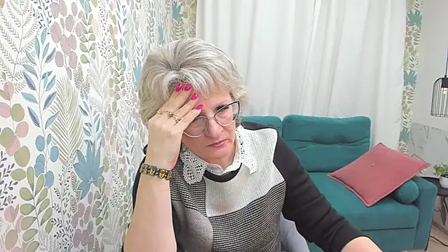 EvelynJoyful online show from March 14, 2025, 5:38 am