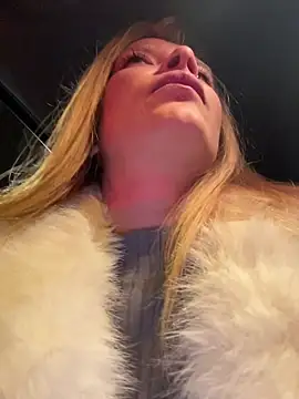 Snapshot of AnastasiaAniess chatting on January 16, 2026, 6:01 pm AnastasiaAniess online show from January 16, 2026, 6:01 pm