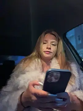 AnastasiaAniess online show from April 13, 2026, 6:12 pm