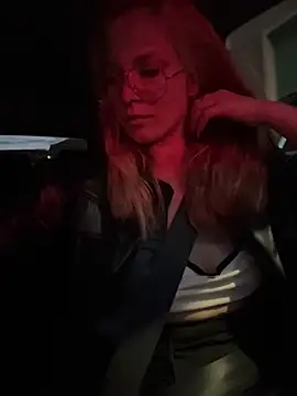 AnastasiaAniess online show from April 15, 2026, 6:34 pm