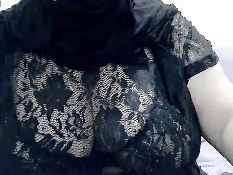 Snapshot of tatli_bela chatting on November 30, 2025, 12:11 am tatli bela online show from November 30, 2025, 12:11 am