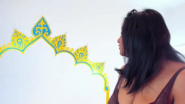 LadyNahir online show from October 25, 2025, 8:42 pm