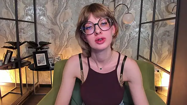 Snapshot of RubySoft chatting on February 23, 2026, 8:53 pm RubySoft online show from February 23, 2026, 8:53 pm