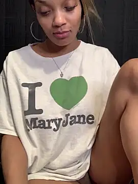 Snapshot of Rakiyahcharms chatting on January 26, 2025, 5:45 am Rakiyahcharms online show from January 26, 2025, 5:45 am