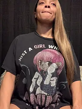 Snapshot of Rakiyahcharms chatting on February 16, 2025, 10:55 pm Rakiyahcharms online show from February 16, 2025, 10:55 pm