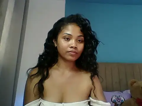Snapshot of naya86 chatting on March 5, 2026, 1:30 pm naya86 online show from March 5, 2026, 1:30 pm