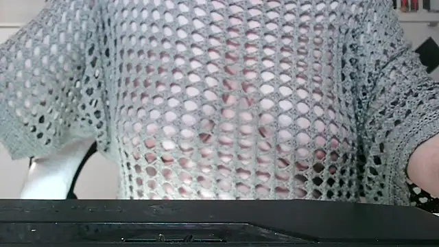 heidi60 online show from December 14, 2024, 6:52 pm