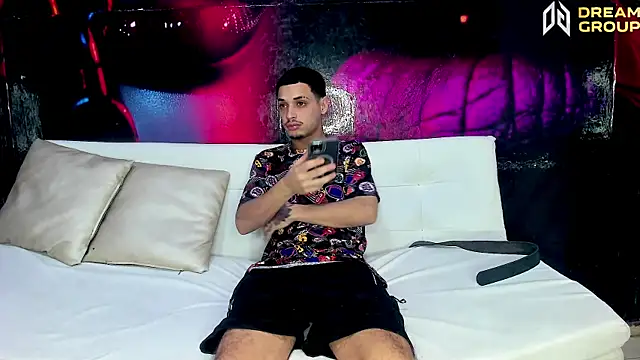 AmazingPartys online show from November 29, 2025, 7:47 pm