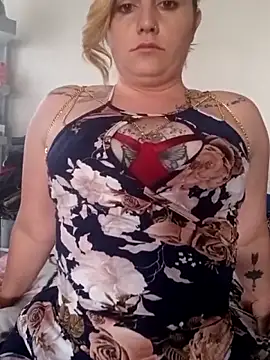 babygirl0777 online show from June 1, 2026, 12:33 am