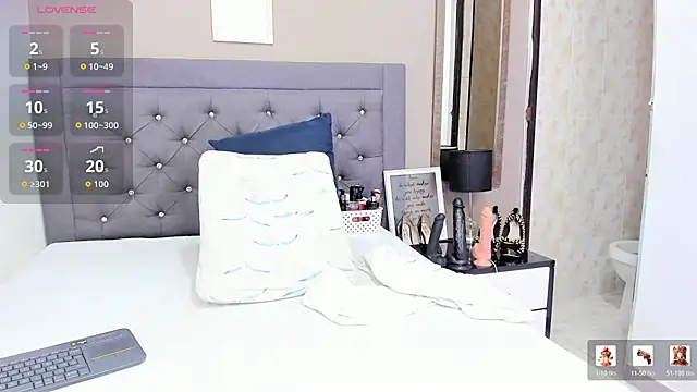 MilfVictoria online show from July 8, 2026, 8:20 pm