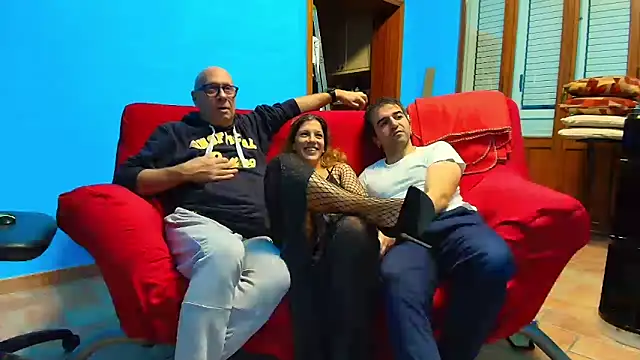 Snapshot of Lucy_and_Marco chatting on November 3, 2025, 8:23 pm Lucy and Marco online show from November 3, 2025, 8:23 pm