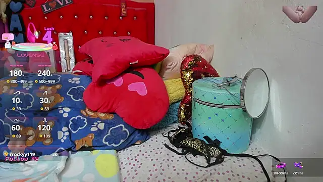 Snapshot of camile_milf chatting on September 11, 2025, 3:56 pm camile milf online show from September 11, 2025, 3:56 pm