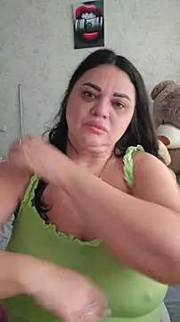 littleRikka online show from February 27, 2026, 6:57 am