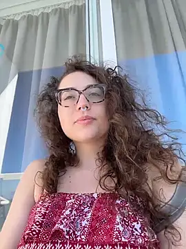 ladyturtle online show from June 12, 2026, 8:23 am