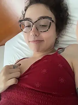 ladyturtle online show from June 11, 2026, 5:43 pm