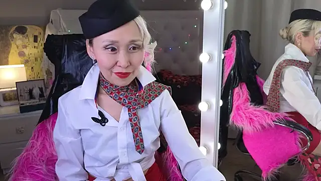 RoxalanaStar online show from March 25, 2026, 8:19 pm