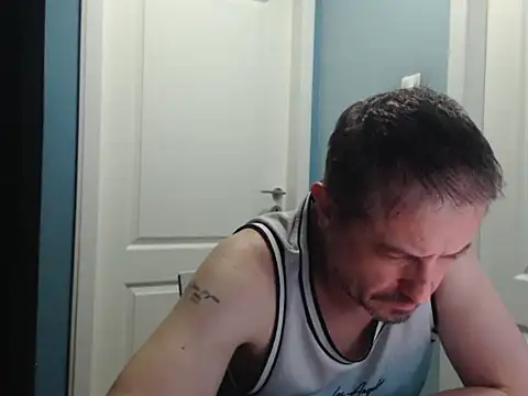 MisterFaithRO online show from May 26, 2026, 8:18 pm