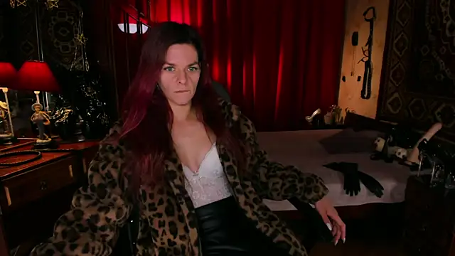 MargoTigress online show from April 8, 2026, 10:50 am