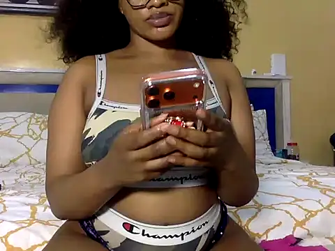 BOOTYBANGER24xx online show from August 9, 2026, 1:06 pm