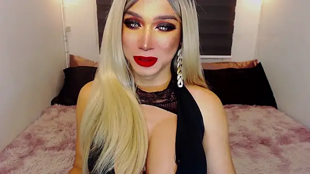 HugeCockDominantXxX online show from June 4, 2026, 4:50 am