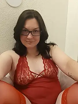 DesreRose online show from July 2, 2026, 12:44 am