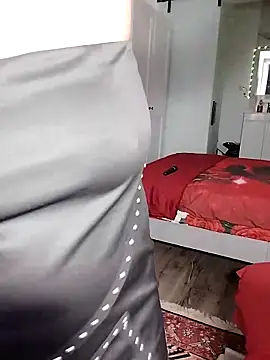 Snapshot of HotSpicyGujju chatting on February 22, 2025, 7:47 pm HotSpicyGujju online show from February 22, 2025, 7:47 pm