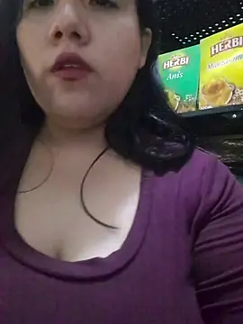 Snapshot of Kalani_Engel chatting on May 23, 2026, 4:00 am Kalani Engel online show from May 23, 2026, 4:00 am