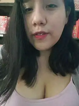 Snapshot of Kalani_Engel chatting on May 30, 2026, 6:24 pm Kalani Engel online show from May 30, 2026, 6:24 pm