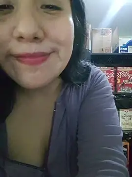 Snapshot of Kalani_Engel chatting on July 5, 2026, 12:15 am Kalani Engel online show from July 5, 2026, 12:15 am