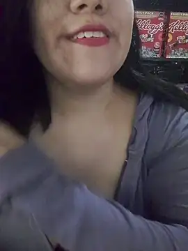 Snapshot of Kalani_Engel chatting on July 5, 2026, 5:14 am Kalani Engel online show from July 5, 2026, 5:14 am