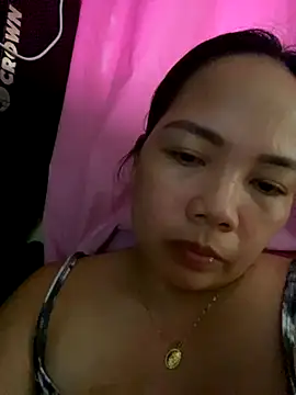 Snapshot of BURBERRY69 chatting on November 23, 2025, 6:56 am BURBERRY69 online show from November 23, 2025, 6:56 am